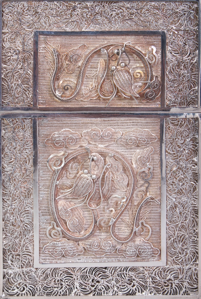 A GOOD QUALITY 19TH CENTURY CHINESE SILVER-METAL FILIGREE CARD CASE & UNUSUAL SILVER-METAL - Image 3 of 10
