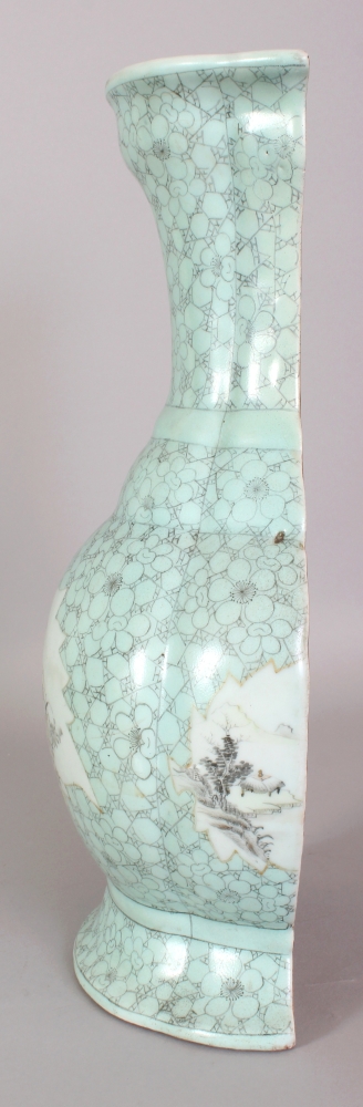 A GOOD LARGE 19TH CENTURY CHINESE TURQUOISE GROUND WALL VASE, its reverse unglazed and with an - Image 4 of 9