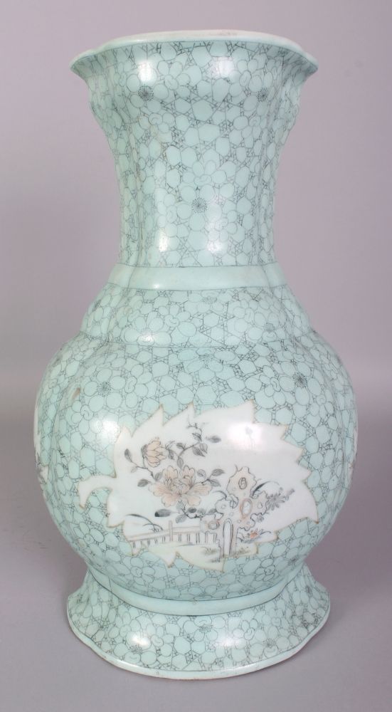 A GOOD LARGE 19TH CENTURY CHINESE TURQUOISE GROUND WALL VASE, its reverse unglazed and with an