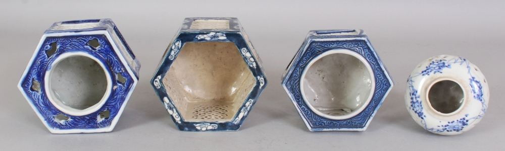 A GROUP OF THREE EARLY 20TH CENTURY JAPANESE BLUE & WHITE PORCELAIN INCENSE POTS, the largest 3. - Image 3 of 4