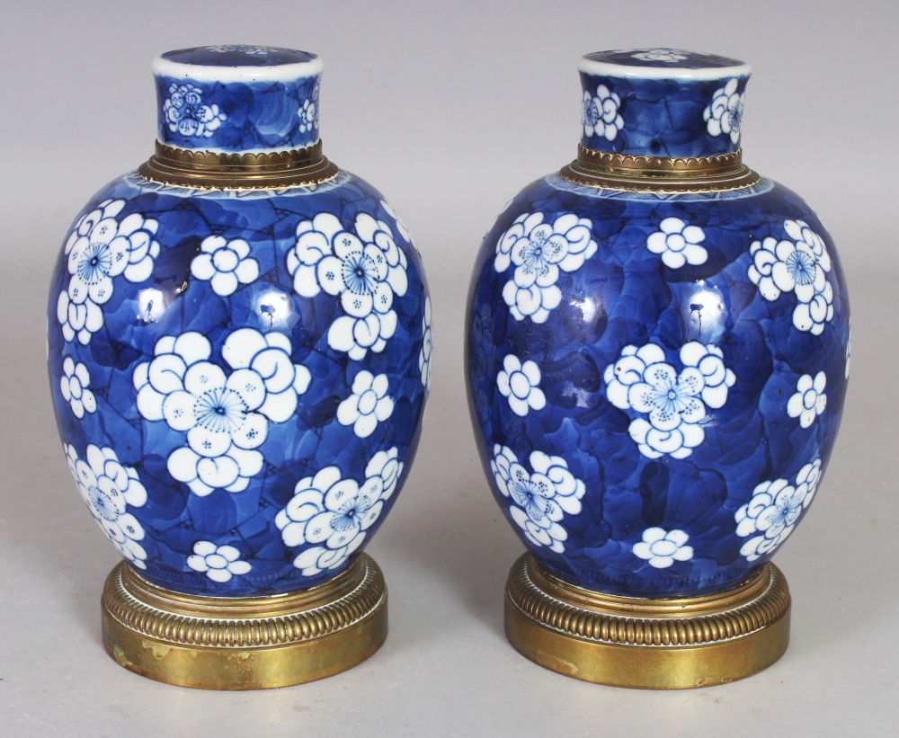 A GOOD PAIR OF CHINESE KANGXI PERIOD GILT-METAL MOUNTED BLUE & WHITE PORCELAIN JARS & COVERS, the - Image 2 of 6