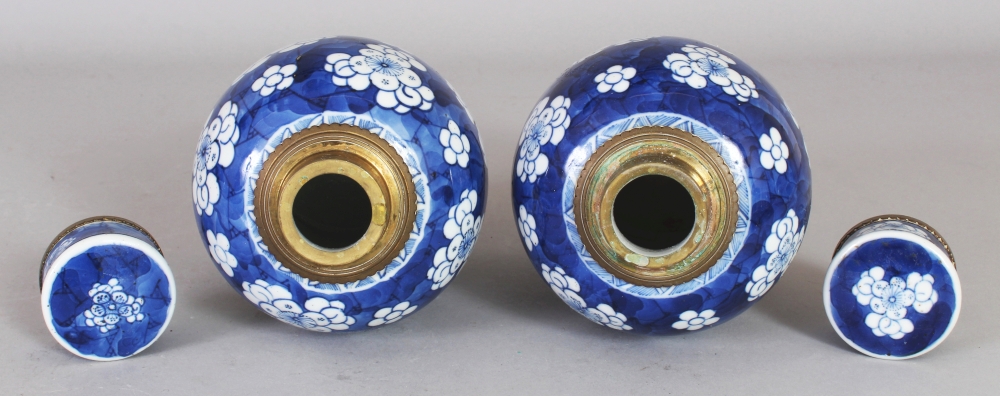 A GOOD PAIR OF CHINESE KANGXI PERIOD GILT-METAL MOUNTED BLUE & WHITE PORCELAIN JARS & COVERS, the - Image 4 of 6