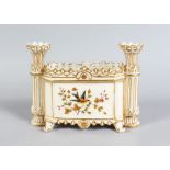 A 19TH CENTURY DERBY PORCELAIN CANDLE ENDED BOX, CIRCA. 1870, cream ground edged in gilt and painted