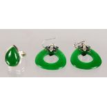 A PAIR OF SILVER AND JADE EARRINGS.