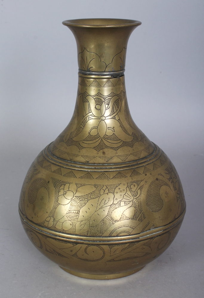 A 19TH CENTURY KOREAN BRASS BOTTLE VASE, with engraved decoration, 8.7in high; together with a white - Bild 3 aus 10