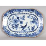 AN 18TH CENTURY CHINESE QIANLONG PERIOD BLUE & WHITE PORCELAIN DISH, of chamfered rectangular form