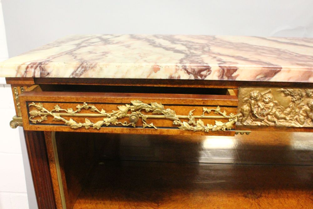 A GOOD 19TH CENTURY FRENCH AMBOYNA, ORMOLU AND EBONY INLAID SIDE CABINET, with a variegated rouge - Image 3 of 5