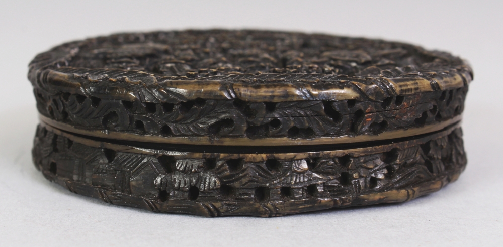 A 19TH CENTURY CHINESE CANTON TORTOISESHELL BOX & COVER, carved in relief with scenes of figures - Image 2 of 8