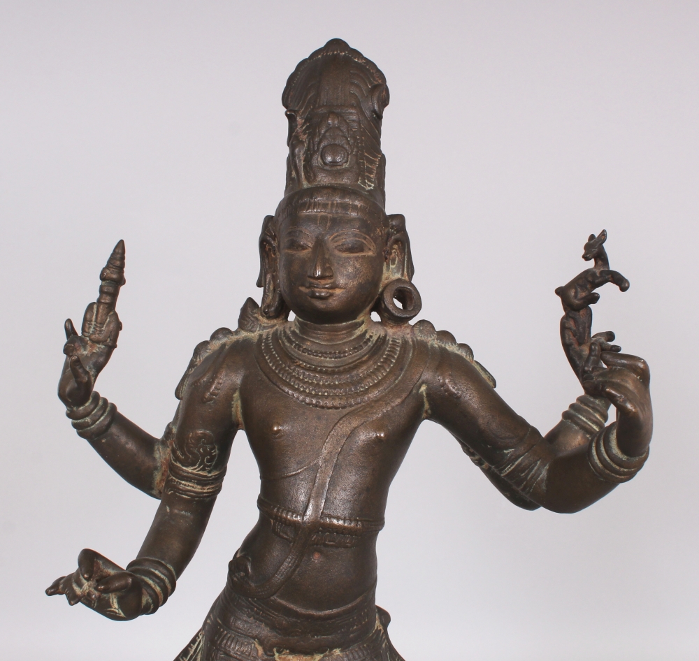 An Important Chola Bronze Figure of Siva Vinadhara, Tamil Nadu, South India, circa 12th century, the - Image 5 of 10