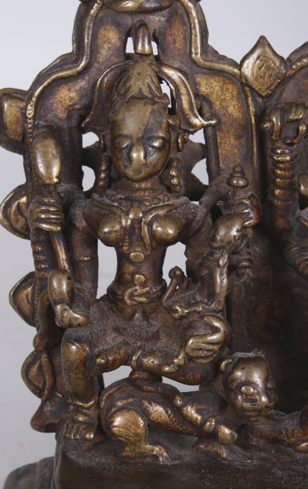 An Unusual Bronze Group Depicting Ambika and Durga, Western India, 14th/15th Century, on arcaded - Image 5 of 8