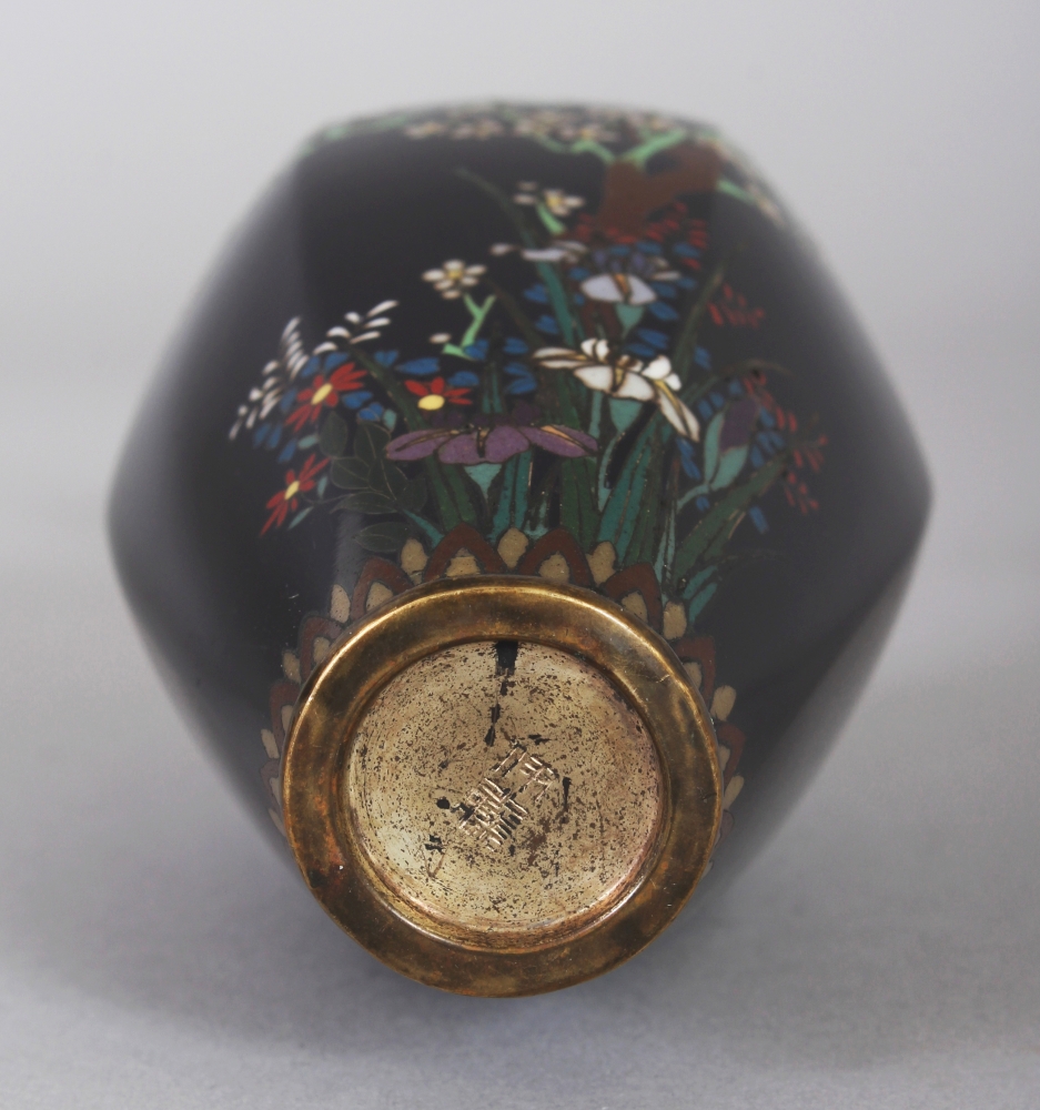 A SMALL GOOD QUALITY SIGNED JAPANESE MEIJI PERIOD HEXAGONAL SECTION BLACK GROUND CLOISONNE VASE, the - Image 7 of 8