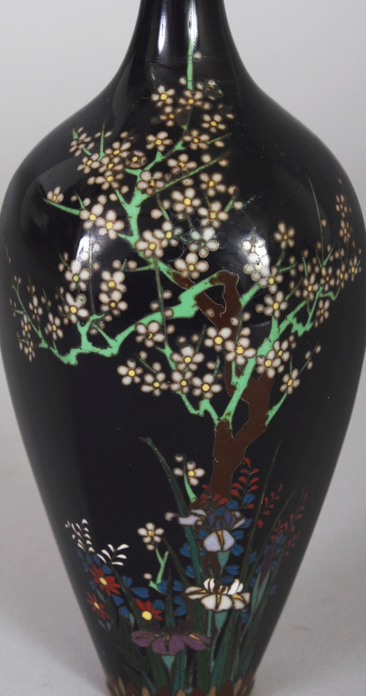 A SMALL GOOD QUALITY SIGNED JAPANESE MEIJI PERIOD HEXAGONAL SECTION BLACK GROUND CLOISONNE VASE, the - Image 5 of 8