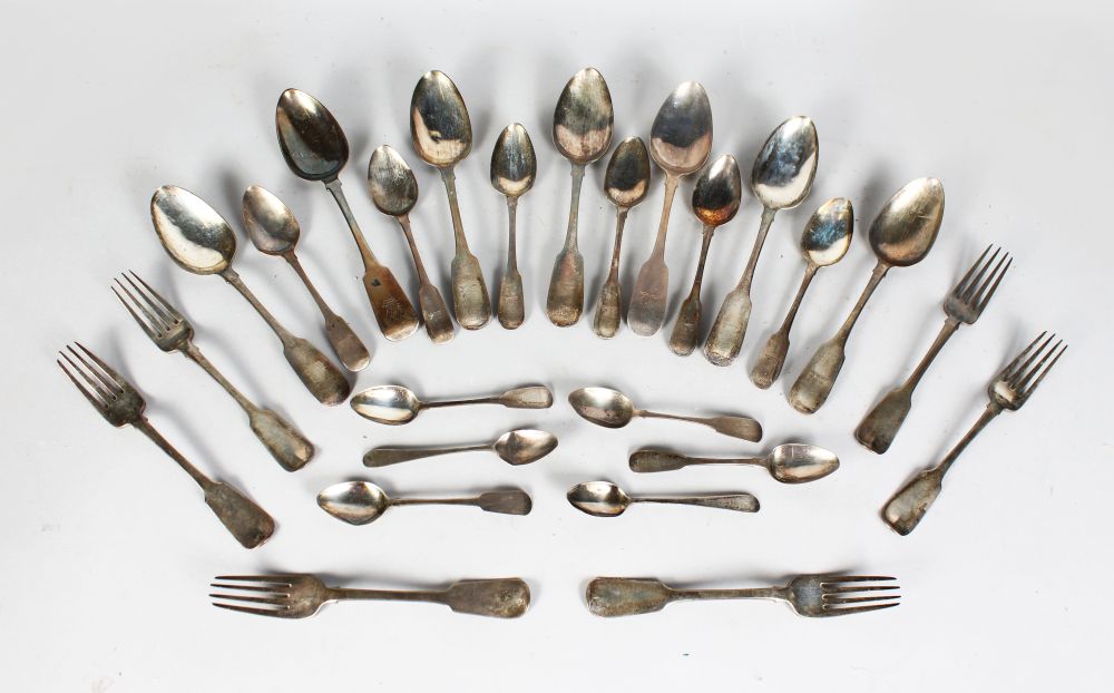 A COMPOSITE SET OF IRISH VICTORIAN FIDDLE PATTERN CUTLERY. Various dates. Weight 40ozs.