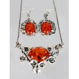 A SILVER AND FAUX AMBER ART NOUVEAU STYLE NECKLACE AND EARRINGS.