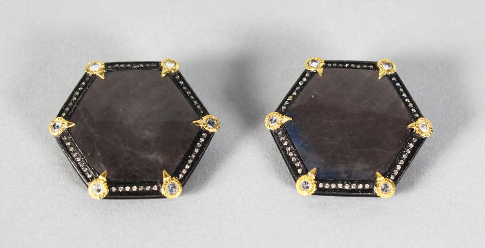 A GOOD PAIR OF 18CT GOLD LACE CUT SAPPHIRE AND DIAMOND HEXAGONAL EAR CLIPS.