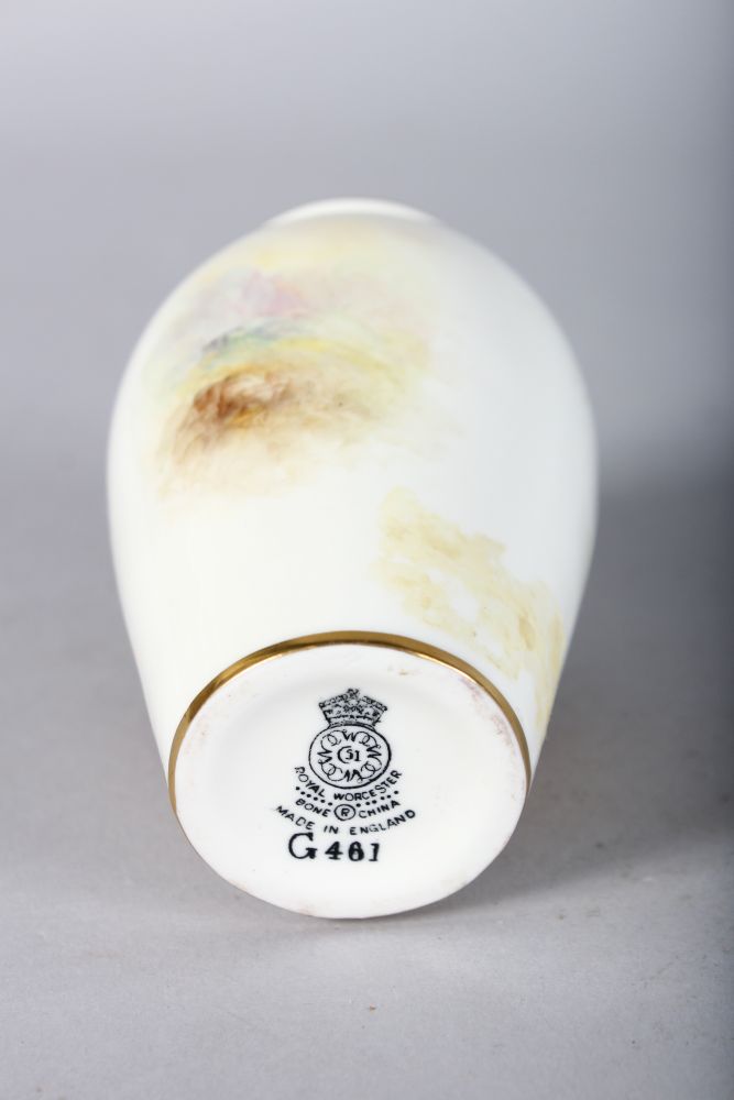 A ROYAL WORCESTER VASE, shape G461 painted with Highland Cattle by HARRY STINTON, signed date code - Image 3 of 3