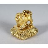 A GOLD PLATED "LION" SEAL PENDANT.