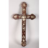 A VERY GOOD INLAID WITH MOTHER-OF-PEARL HONGMU CROSS. 18ins long.