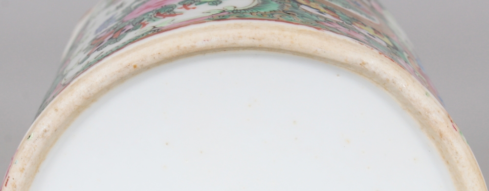 A 19TH CENTURY CHINESE CANTON CYLINDRICAL PORCELAIN TEAPOT & COVER, 4.1in diameter at base & 5. - Image 6 of 6