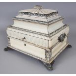 A GOOD LARGE 19TH CENTURY ANGLO-INDIAN VIZAGAPATAM RECTANGULAR IVORY & SANDALWOOD CASKET,