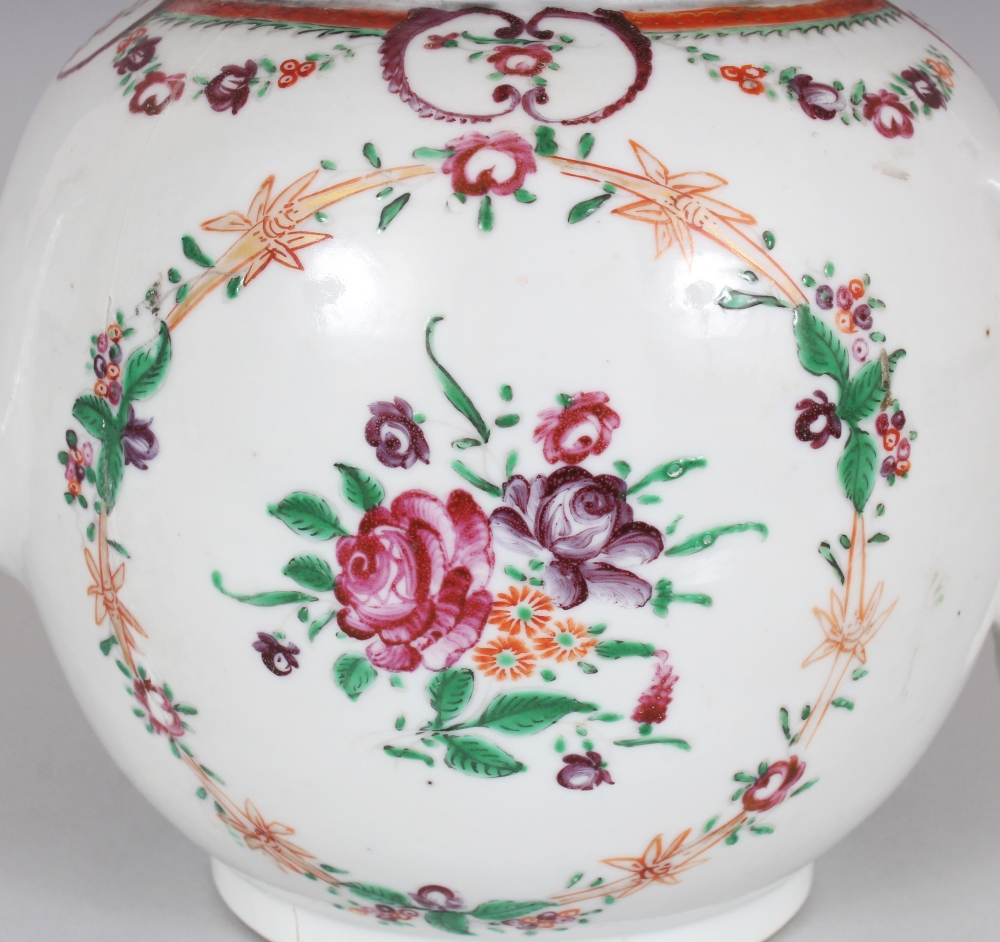 A LARGE 18TH CENTURY CHINESE QIANLONG PERIOD FAMILLE ROSE PORCELAIN TEAPOT & COVER, painted with - Image 3 of 6