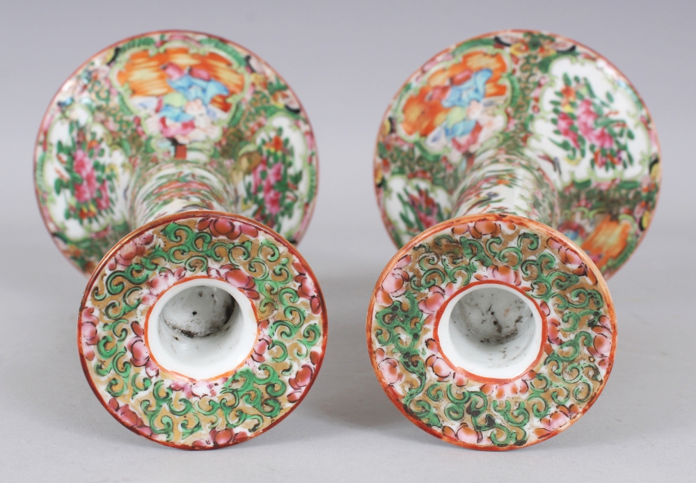 A PAIR OF 19TH CENTURY CHINESE CANTON PORCELAIN CANDLESTICKS, 8.2in high. - Image 7 of 9