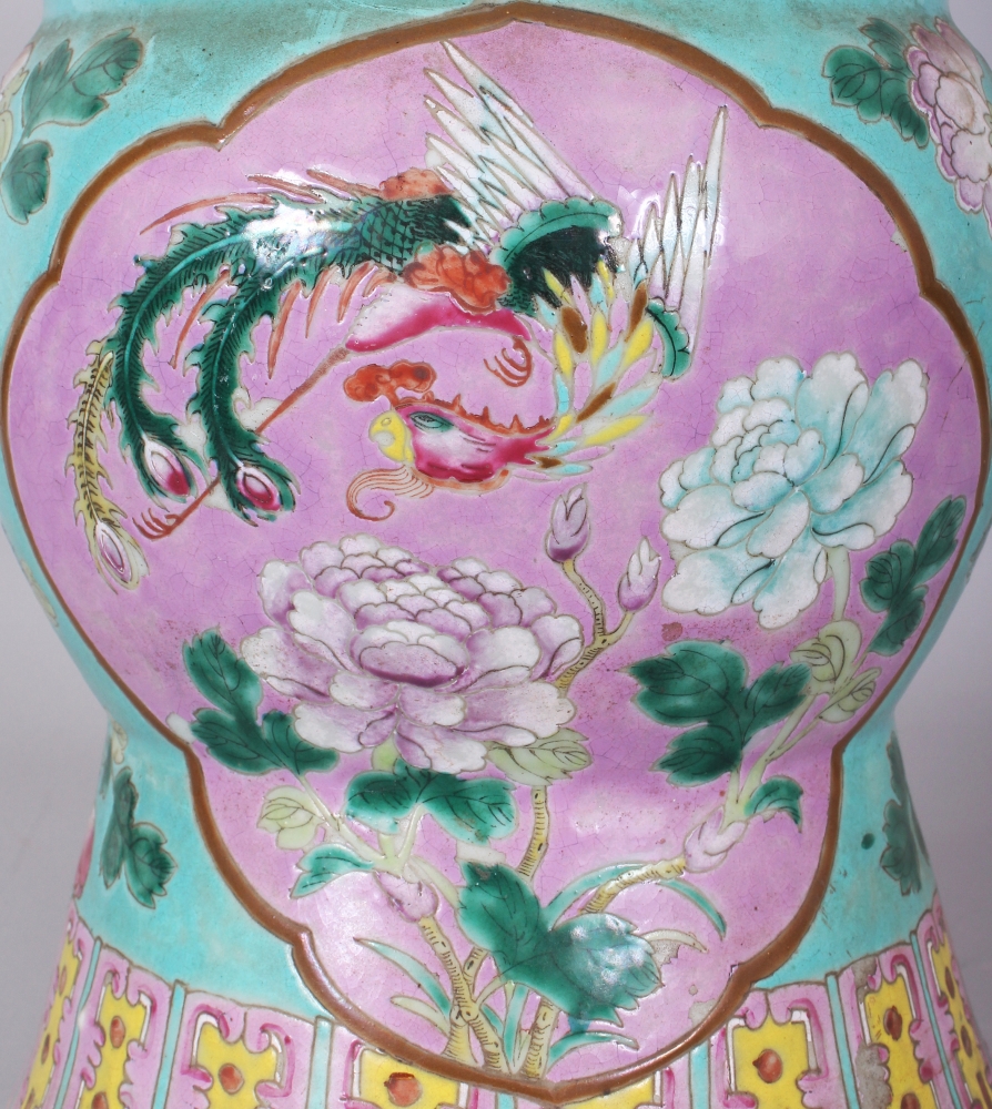 A LARGE 19TH CENTURY CHINESE CANTON FAMILLE ROSE VASE, painted with pink ground phoenix panels - Image 3 of 6
