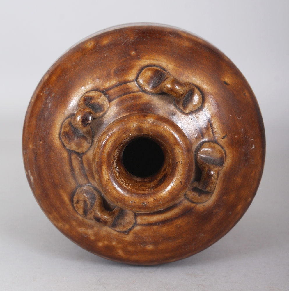 A SOUTH-EAST ASIAN MING DYNASTY BROWN GLAZED POTTERY JAR, possibly Sawankhalok, with four moulded - Image 3 of 5