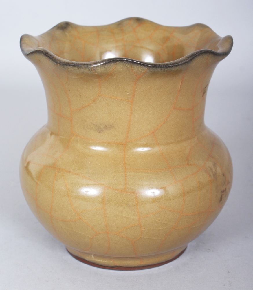 AN UNUSUAL CHINESE GUAN GLAZED ZHADOU CRACKLEGLAZE PORCELAIN VASE, with a frilled-edge neck, 4.8in