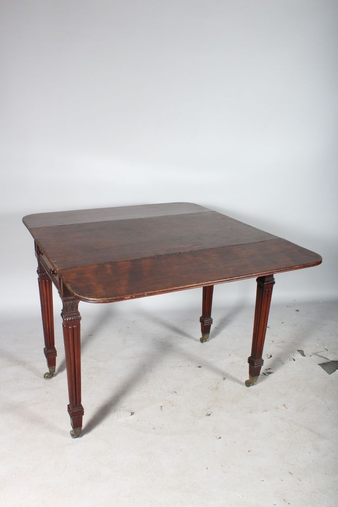 A 19TH CENTURY GILLOW DESIGN PEMBROKE TABLE, with folding flap, with end drawer, supported on fluted - Image 2 of 2