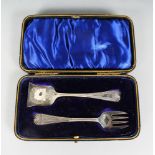 A MARTIN HALL & CO CHRISTENING PUSHER AND FORK in a fitted case. Sheffield 1905.