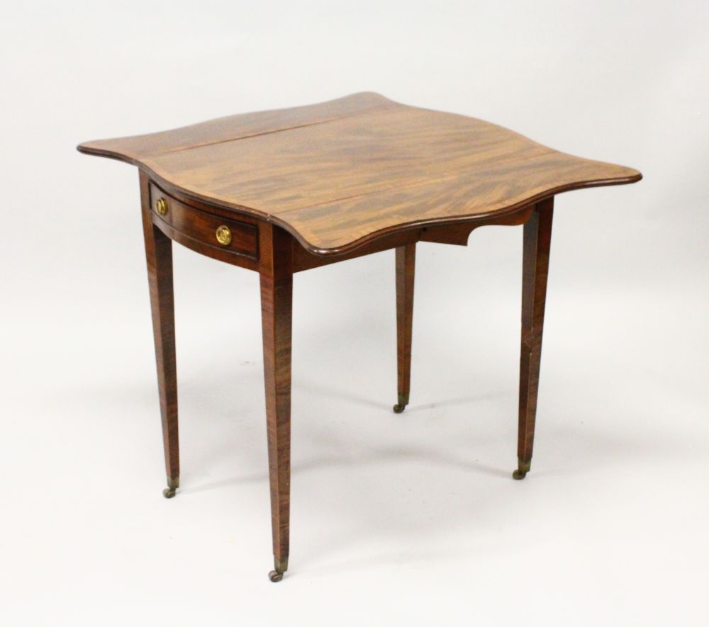 A GOOD GEORGE III MAHOGANY "BUTTERFLY" PEMBROKE TABLE, the well figured top with boxwood stringing - Image 2 of 2
