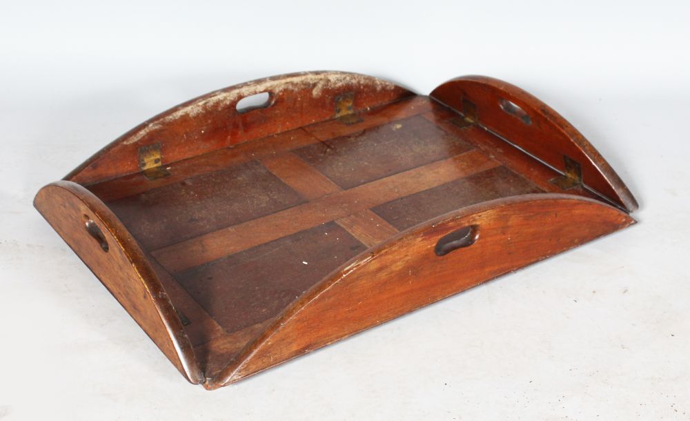 A BUTLERS GEORGIAN MAHOGANY FOLDING TRAY, with drop sides and carrying handles. 3ft long.