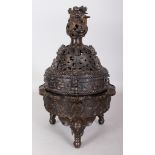 A GOOD LARGE & ELABORATE 19TH CENTURY CHINESE BRONZE TRIPOD CENSER & COVER, weighing approx. 5.02Kg,