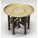 A LARGE EARLY 20TH CENTURY ISLAMIC CAIROWARE SILVER & COPPER INLAID BRASS TRAY, with scallop rim,