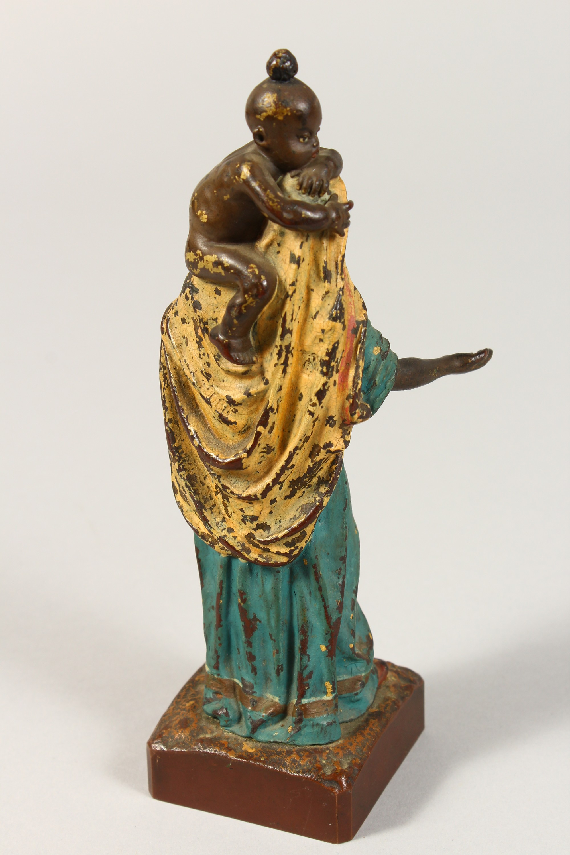 A VIENNA PAINTED COLD CAST BRONZE, ARAB GIRL CARRYING A BABY. - Image 2 of 4
