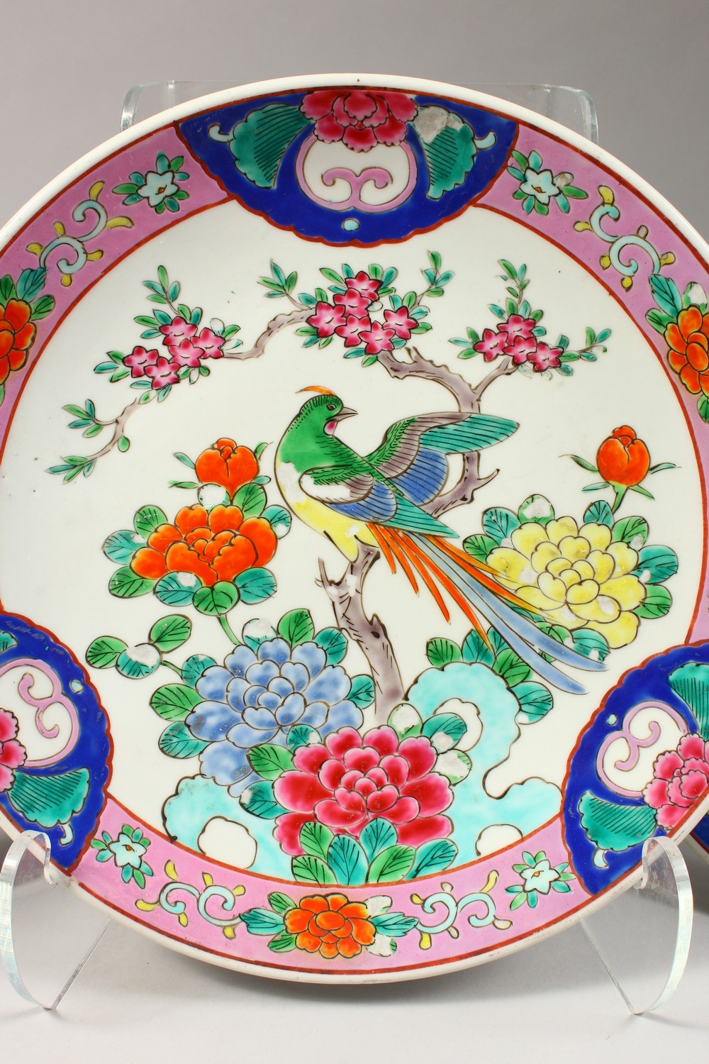 A PAIR OF ORIENTAL PLATES, flowers and birds, 10.5ins diameter, and a large plate, 12ins diameter ( - Image 3 of 6