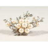 A VERY GOOD 18CT WHITE GOLD, PEARL AND DIAMOND SPRAY BROOCH.