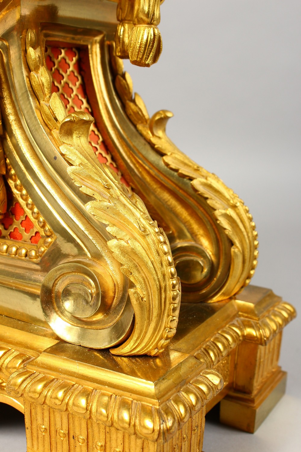 A GOOD 18TH CENTURY FRENCH ORMOLU CLOCK, with blue and white circular dial, eight-day movement - Image 6 of 8