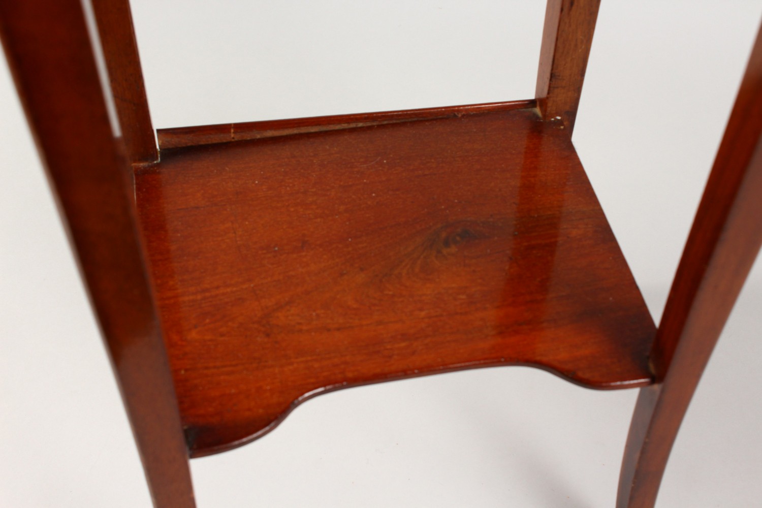 A LATE 19TH CENTURY FRENCH MAHOGANY MARBLE TOP TWO DRAWER PETIT COMMODE, the slender legs united - Image 6 of 6