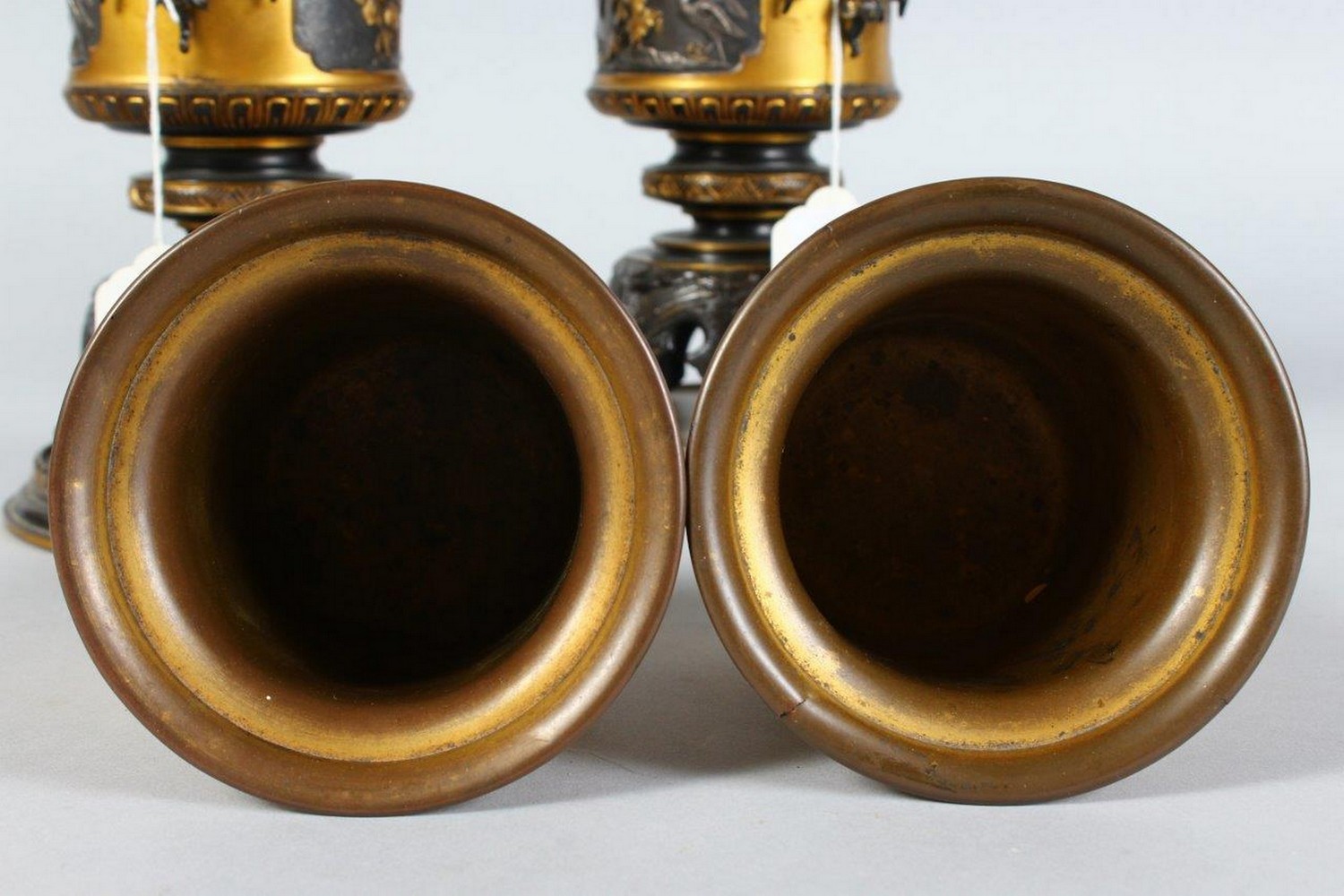A GOOD PAIR OF EARLY 20TH CENTURY BARBEDIENNE & JAPANESE STYLE AESTHETIC MIXED METAL VASES, each - Image 10 of 10