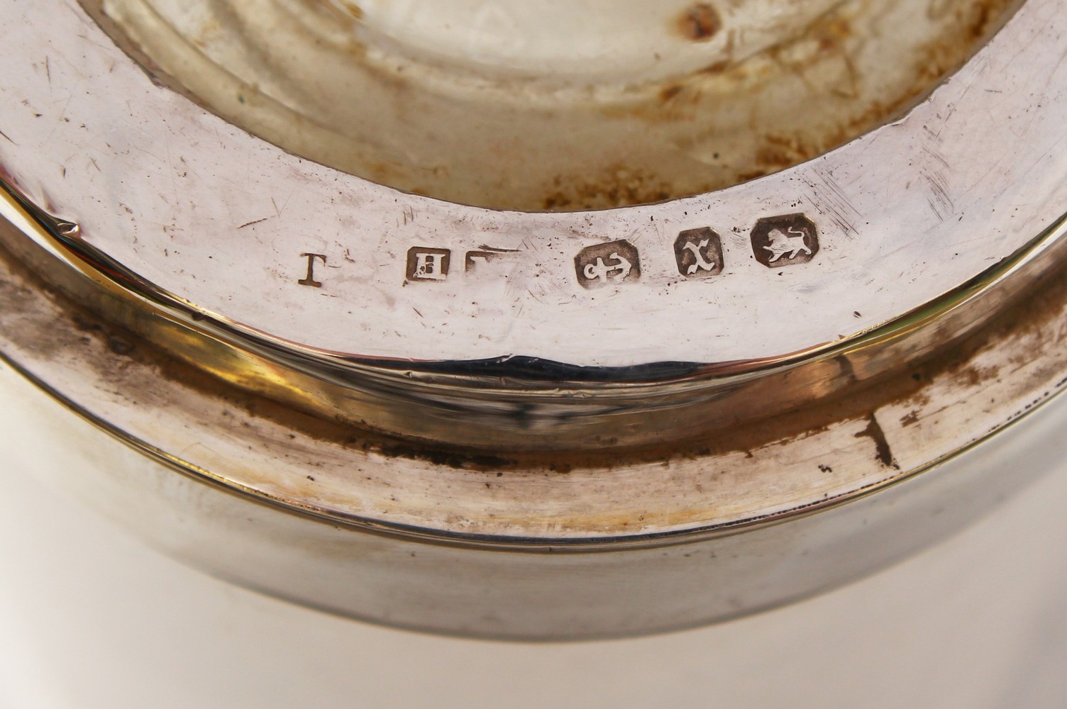 A VICTORIAN GLASS SALTS JAR AND COVER, repousse with angel head, Birmingham 1897, and A PIN JAR, - Image 9 of 9