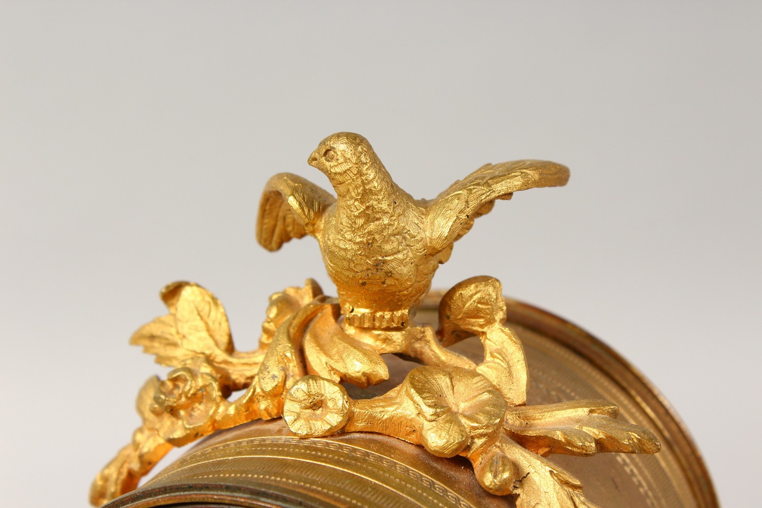 A 19TH CENTURY FRENCH ORMOLU CLOCK, with bird finial, eight-day movement, No. 830, striking on a - Image 3 of 7