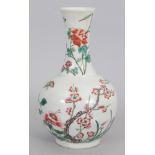 A GOOD QUALITY 19TH CENTURY CHINESE FAMILLE ROSE PORCELAIN BOTTLE VASE, the base unusually with a