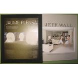 [PHOTOGRAPHY / SCULPTURE] "JEFF WALL, Tableaux Pictures Photographs 1996-2013," 4to, illus., pict.