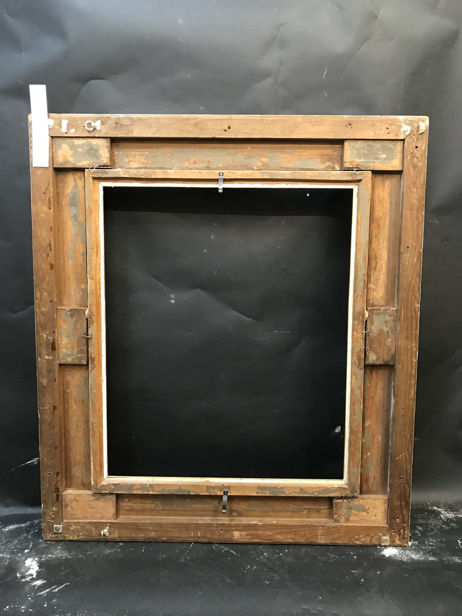 19th Century English School. A Gilt Swept Centres and Corners Composition Frame, 24" x 20" ( - Image 3 of 3