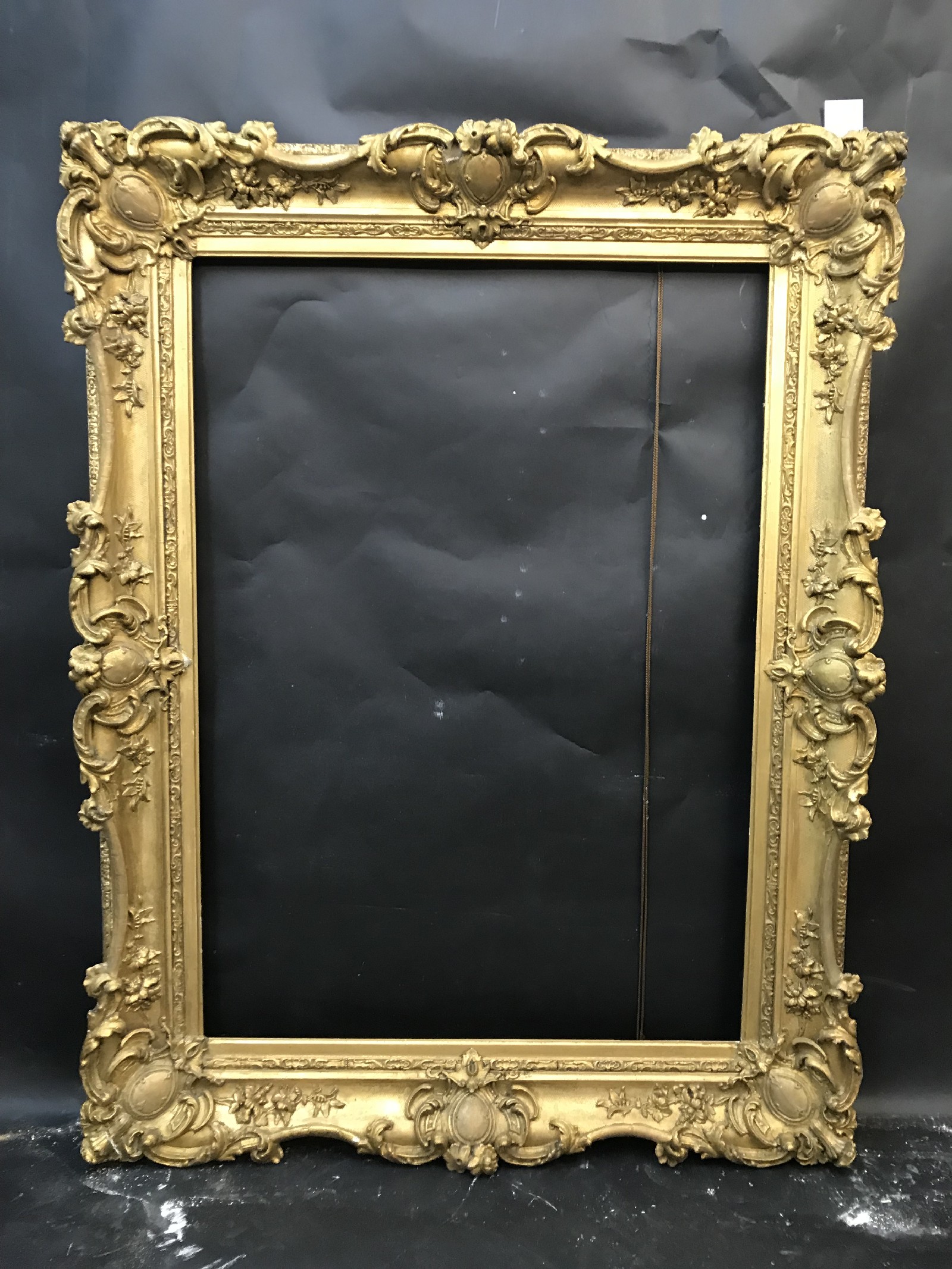 19th Century English School. A Gilt Swept Centres and Corners Composition Frame, 35" x 25" ( - Image 2 of 3