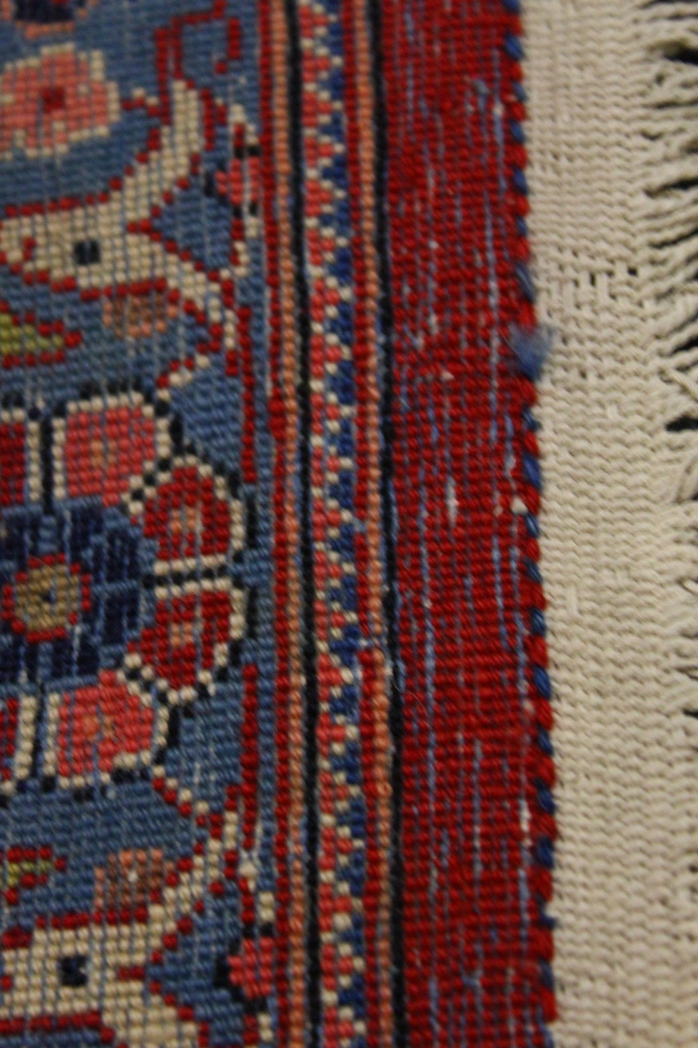 A GOOD PERSIAN CARPET, claret ground with stylised floral decoration, within a similar border. - Image 4 of 4