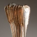 A SET OF NINE GEORGE IV FIDDLE, THREAD AND SHELL TEASPOONS. London 1828. Maker: BD. Weight 6ozs.