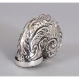 A SILVER SHELL SNUFF BOX.